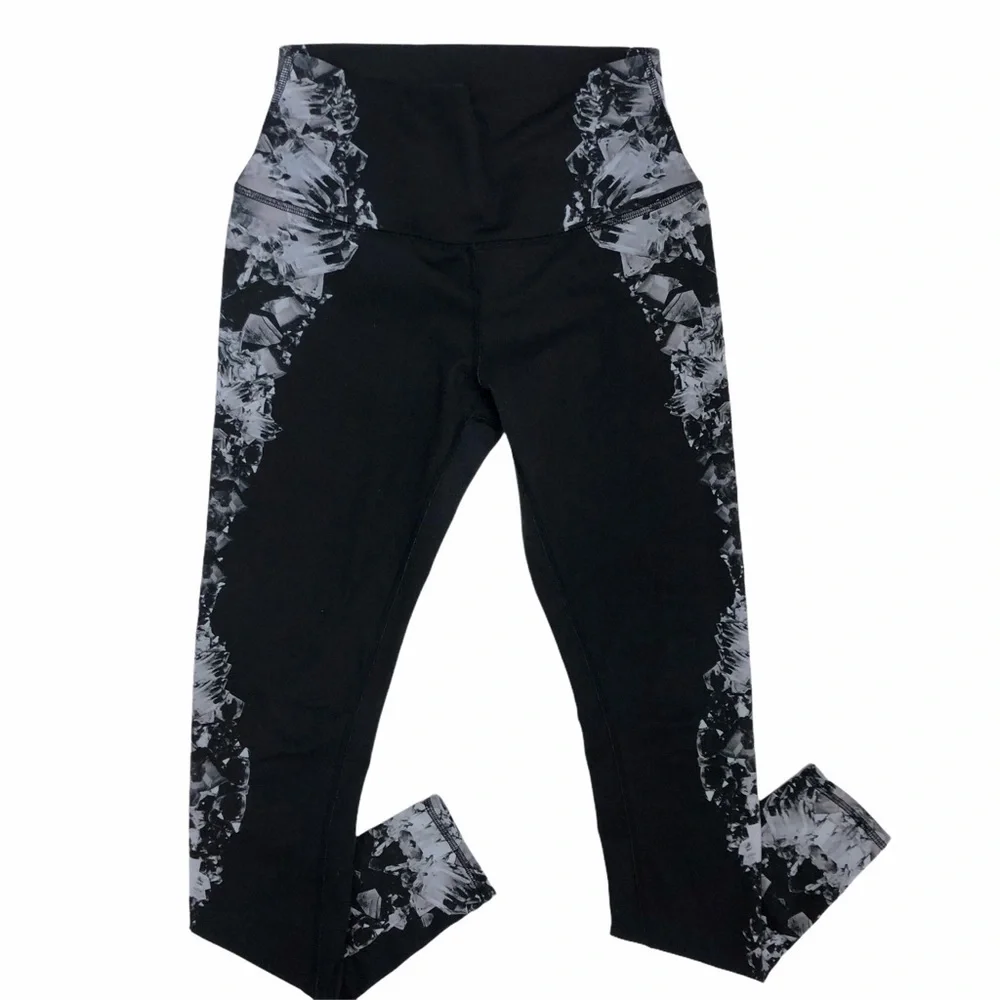 ALO Yoga Airbrush Printed Legging Size Small Black White Athletic Activewear